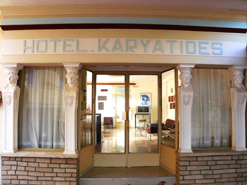 Hotel Karyatides Agia Marina  Екстер'єр фото